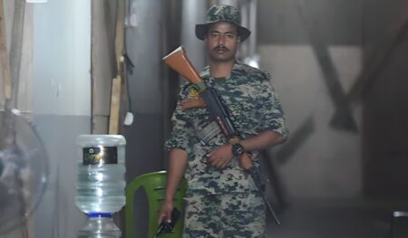 വോട്ടിങ് യന്ത്രങ്ങൾക്ക് കാവൽ: സുരക്ഷ ഉറപ്പാക്കാൻ സ്ഥാനാർത്ഥികളുടെ പുതിയ നീക്കം