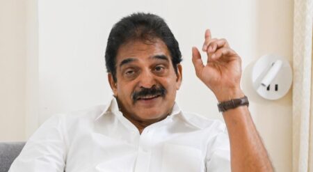 മുഖ്യമന്ത്രി ചർച്ചകളിൽ താൽപ്പര്യമില്ലെന്ന് കെ.സി വേണുഗോപാൽ; വെള്ളാപ്പള്ളിയുടെ പരാമർശത്തിനെതിരെ വിമർശനം