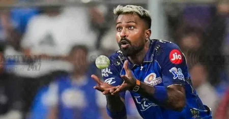 ഹാർദിക് പാണ്ഡ്യ ടീമിനൊപ്പം റായ്പൂരിലേക്ക് പോയില്ല; മുംബൈ ഇന്ത്യൻസിൽ പ്രതിസന്ധി തുടരുന്നു