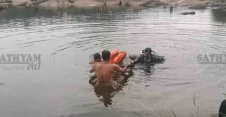 ചാലക്കുടി: കൊന്നക്കുഴി വിരിപ്പാറയില് ആൽബം ചിത്രീകരണത്തിനെത്തിയ ചെന്നൈ സ്വദേശി മുങ്ങിമരിച്ചു