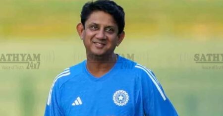 ഇന്ത്യൻ പുരുഷ ക്രിക്കറ്റ് ടീമിന്റെ സ്പിൻ ബോളിങ് കോച്ചായി സായ്രാജ് ബഹുതുലെ ചുമതലയേറ്റു