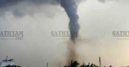 തൂത്തുക്കുടിയിൽ അതിശക്തമായ ചുഴലിക്കാറ്റ് സമാന പ്രതിഭാസം; വ്യാപക നാശനഷ്ടം, ഇരുനൂറോളം വീടുകൾ തകർന്നു