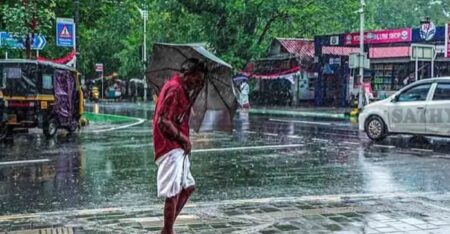 സംസ്ഥാനത്ത് അതിതീവ്ര മഴ മുന്നറിയിപ്പ് മൂന്ന് ജില്ലകളിൽ റെഡ് അലർട്ട് പ്രഖ്യാപിച്ചു