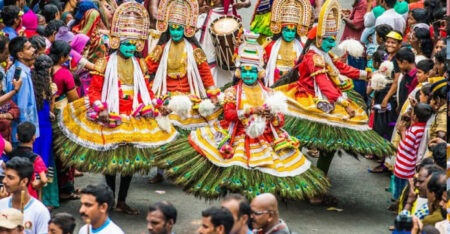 തൃപ്പൂണിത്തുറയിൽ അത്തച്ചമയത്തിന് അരങ്ങുണരുന്നു ഓണാഘോഷത്തിന് ആവേശത്തുടക്കം